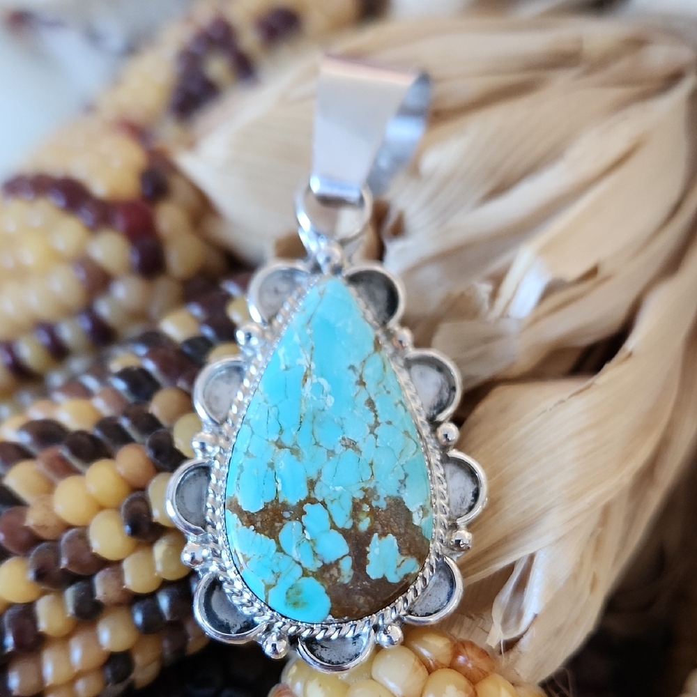 Gorgeous NWOT Native American Navajo Royston Turquoise Pendant 🩵🎁🤎